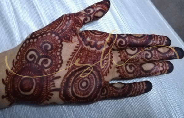 Henna By Arhama Gallery 3