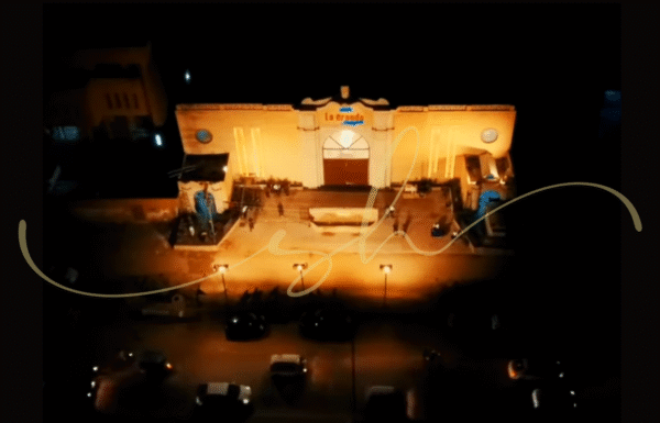 La Grande Marquee Gallery 19